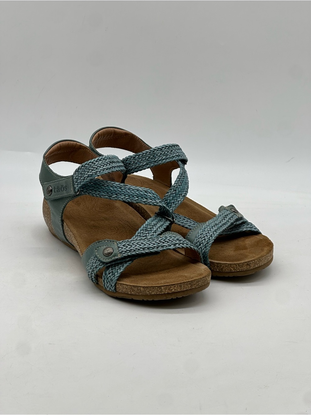 Taos Trulie Sandals. Size 10-10.5 - Picture 9 of 11